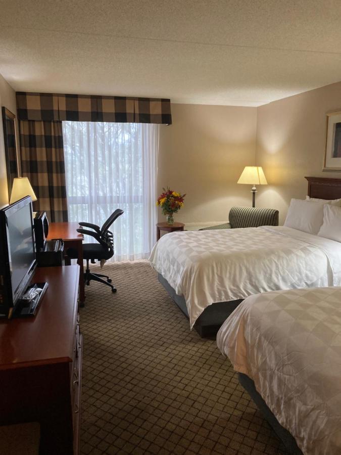 Holiday Inn Cincinnati-Eastgate By Ihg Exterior photo
