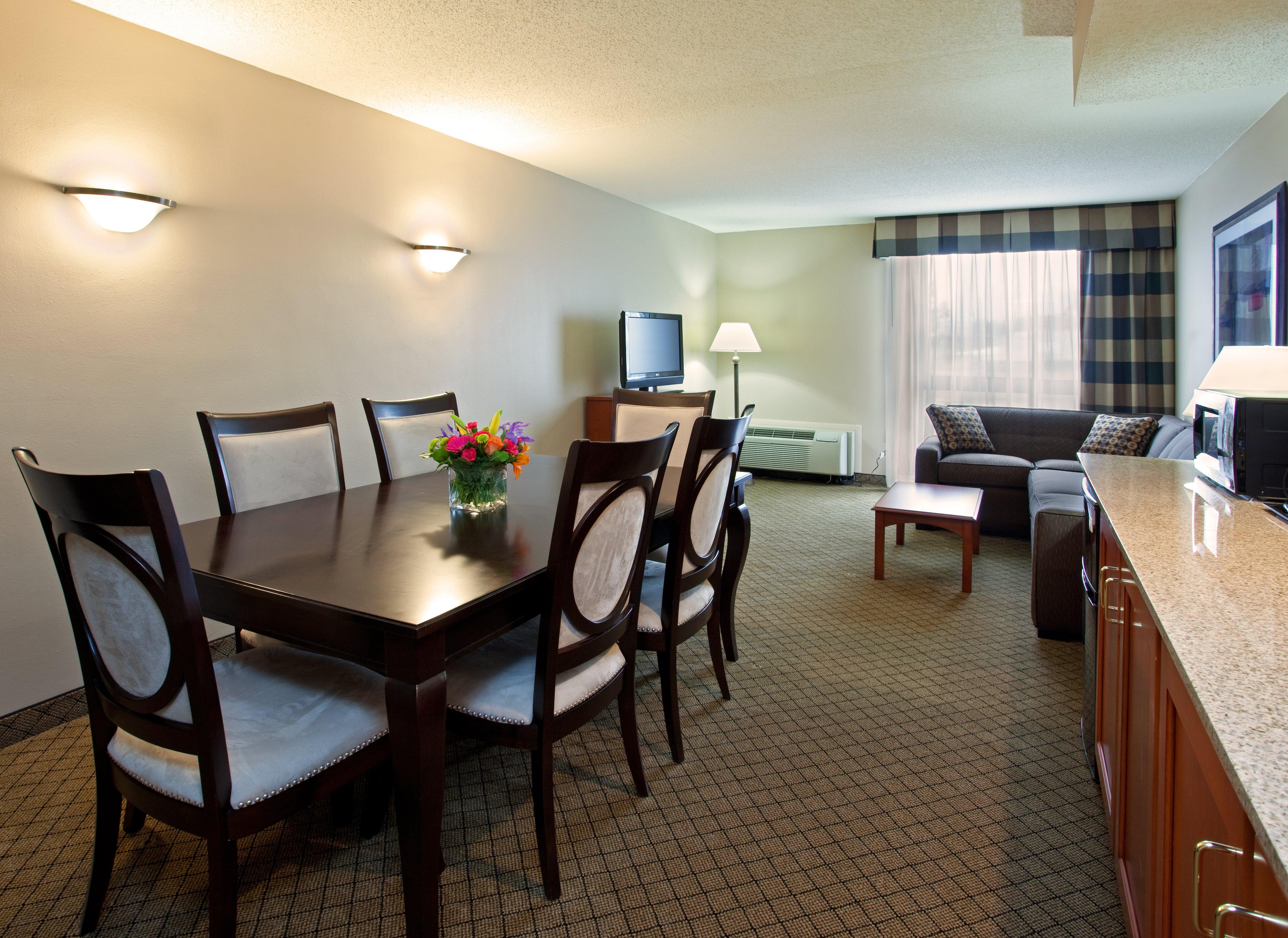 Holiday Inn Cincinnati-Eastgate By Ihg Room photo