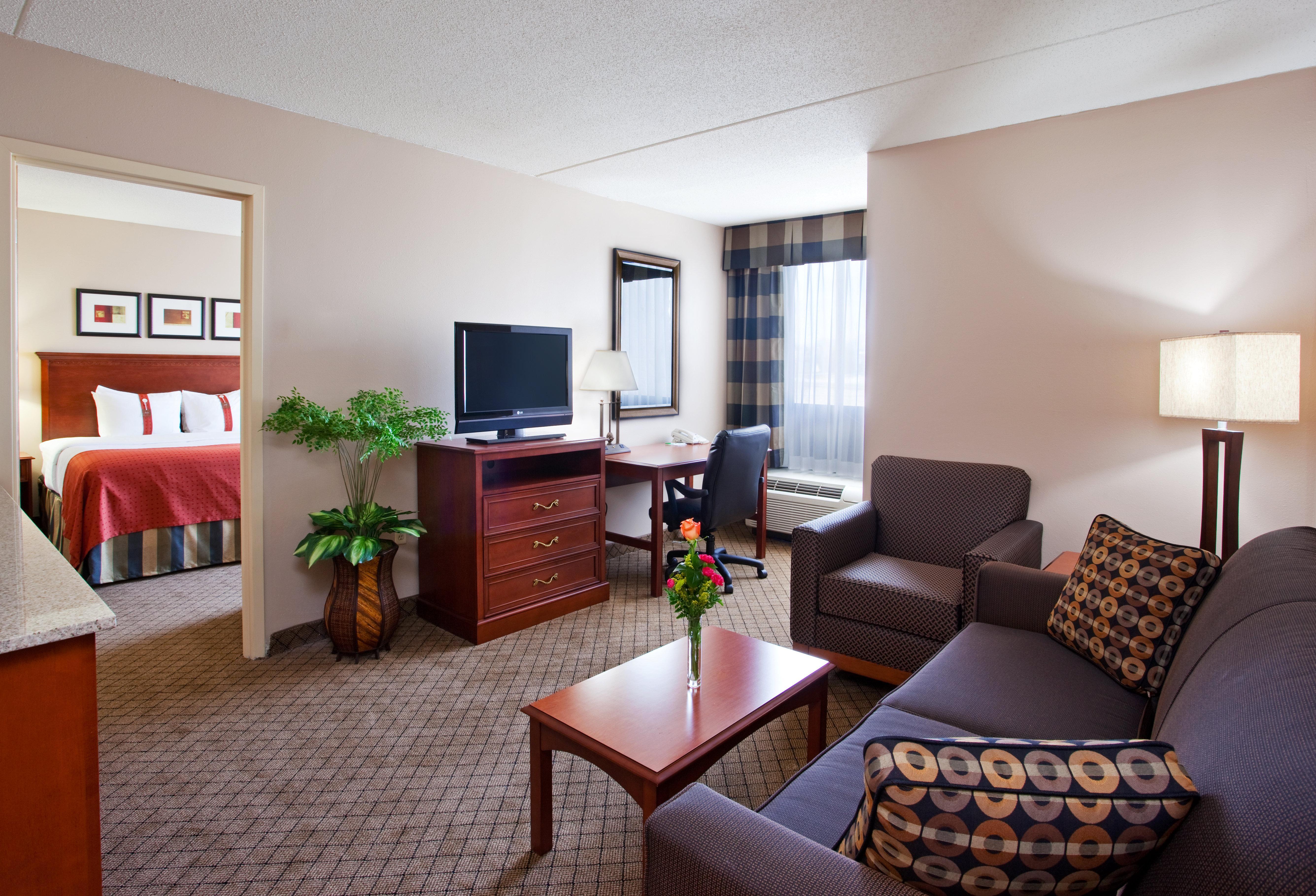 Holiday Inn Cincinnati-Eastgate By Ihg Exterior photo